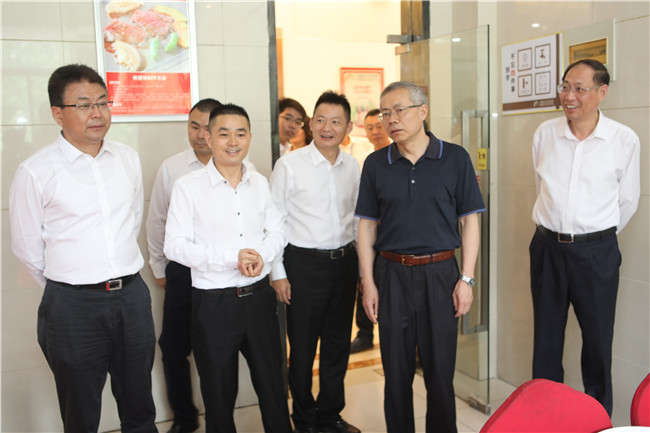 �������粿���������ο϶������¶�����ѧʵ��