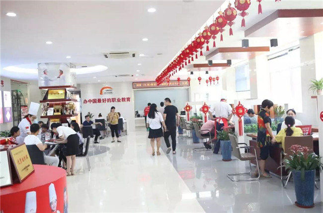 �����¶���2018�＾�����𱬽�����