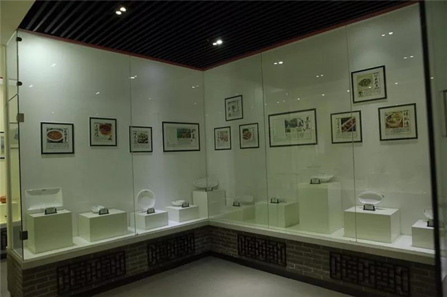 �����¶���2018�＾�����𱬽�����