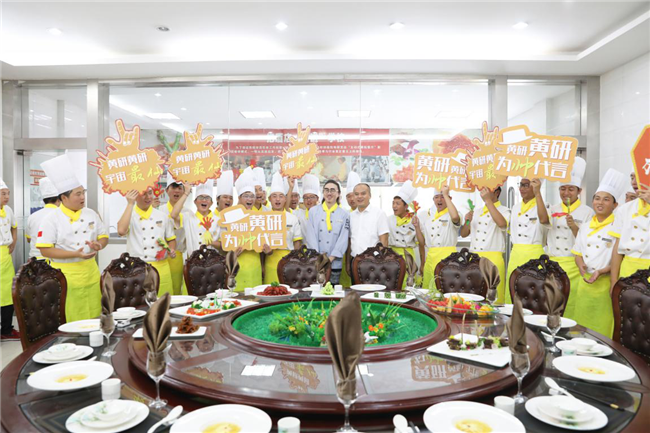 ���������ս�¶������ ���˭�ܸ�ʤһ�