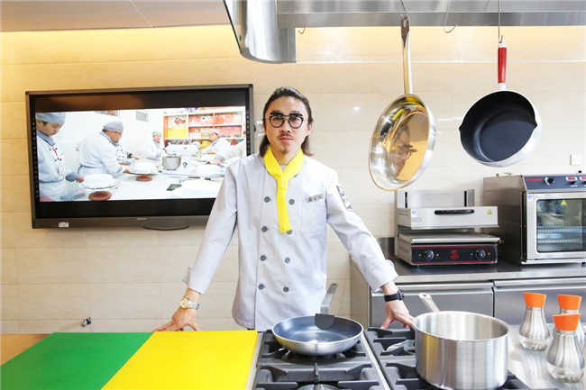 ���������ս�¶������ ���˭�ܸ�ʤһ�