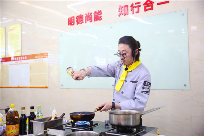 ���ݱ����¶����ؼ��������ȴ���Ĺ���������ʽ�ں�