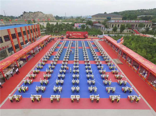 ������ʮ����Ϊ����������������У���¶�����⿽�����ʮ����ʢ��ɹ��ٰ�