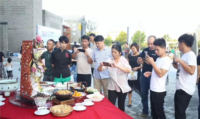 �ڶ����������ʳ�Ļ���ʢ��Ļ�������¶���Ϊ�������ʳ�����飡