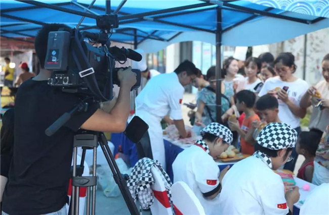 �ڶ����������ʳ�Ļ���ʢ��Ļ�������¶���Ϊ�������ʳ�����飡