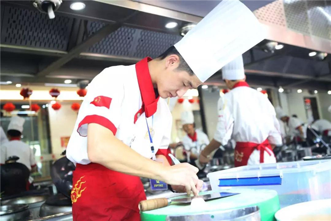 ���������ԡ���¡�۱�����ʽ��������𱬿���