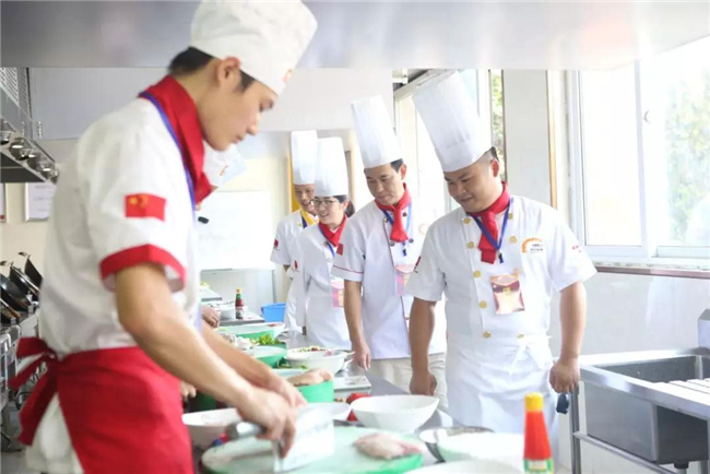 ���������ԡ���¡�۱�����ʽ��������𱬿���