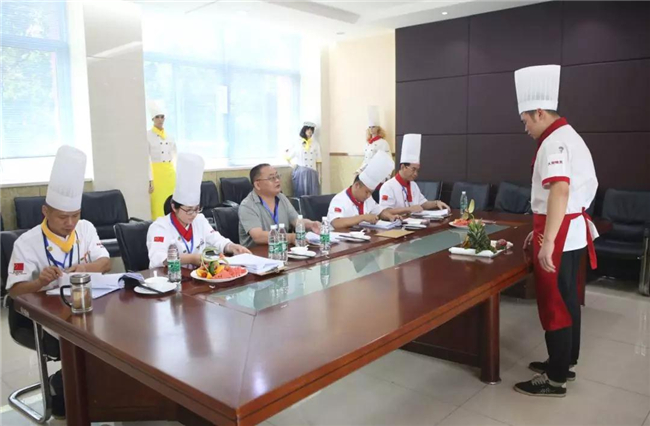 ���������ԡ���¡�۱�����ʽ��������𱬿���