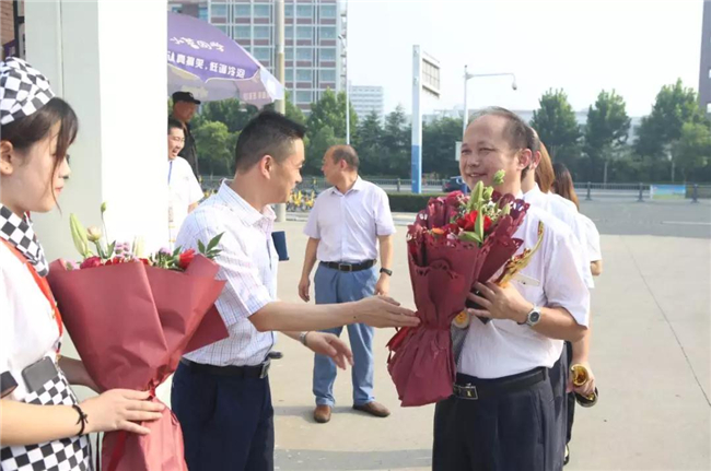 ����ҫ�������¶�����ʮ�����ҳϷ��׽�������������飡