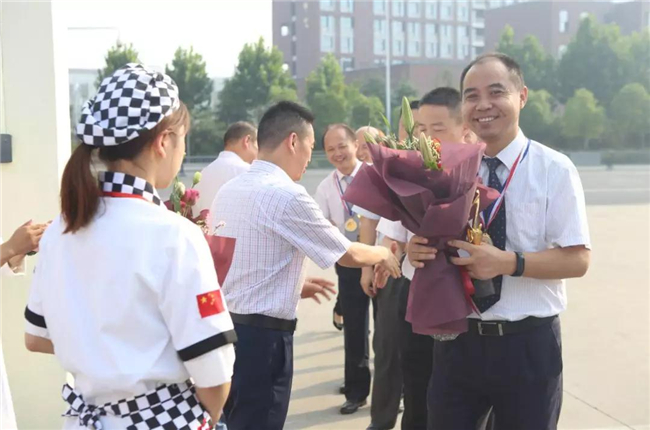 ����ҫ�������¶�����ʮ�����ҳϷ��׽�������������飡