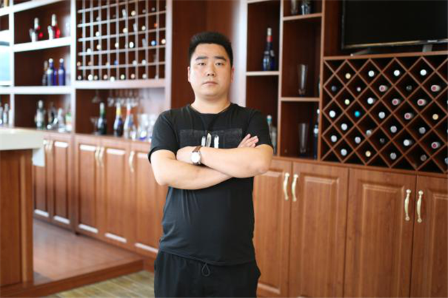 ƾһ��֮����Ϯ�ɰ�����н���ϰ壬��Ҳ�����Գ�Ϊ��һ�����ǣ�