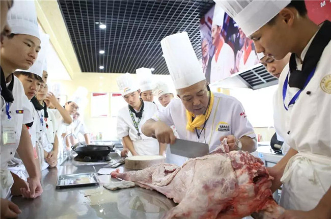 ��һ����Ϸ���ֵ�ȡ�ϴ�ʦ����������Ϯ��