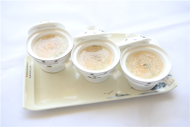 ��Ʒչ����Ĺ��£�27���ˡ�27���ģ��ڽ���ܳ�17-4������