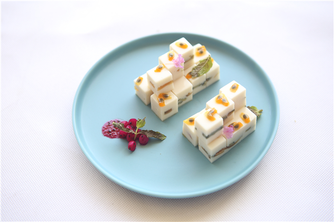 ��Ʒչ����Ĺ��£�27���ˡ�27���ģ��ڽ���ܳ�17-4������