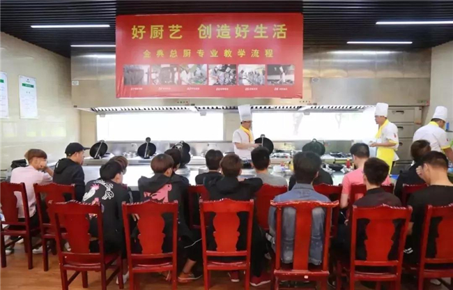 惊呆!七重惊喜壕礼送不停!食尚新生开学季火热来袭!