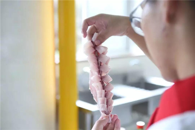 �������ԡ���δӳ���Cλ��������һ���ز����٣�