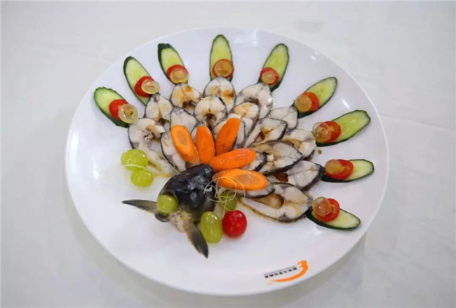 �������ԡ���δӳ���Cλ��������һ���ز����٣�