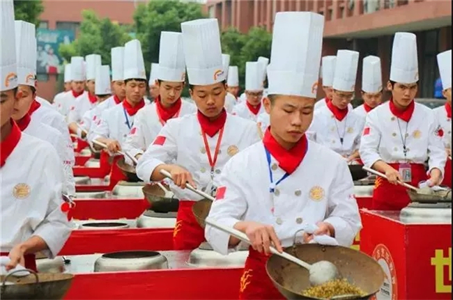 ����֪ͨ��2018�갲���¶������һ����ר��¼��������������