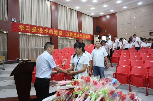 ��ʦ�ھ��ʴ�عˣ��������¶�����ʦ�������ת����ʢ�磡