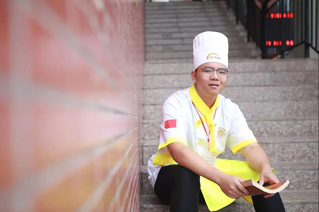 ���������¡�ʯ�ģ�00��С��������ѧ���Ϊ�������һ����