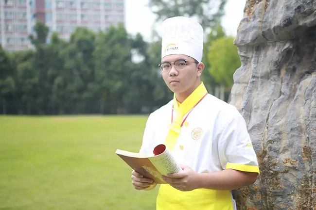 ���������¡�ʯ�ģ�00��С��������ѧ���Ϊ�������һ����