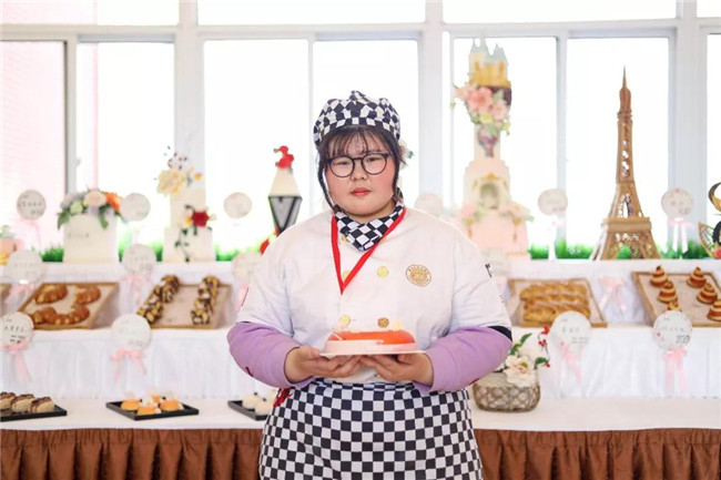 【新生故事】王俊俊:当梦想与现实不期而遇,我选择从这里重新出发!