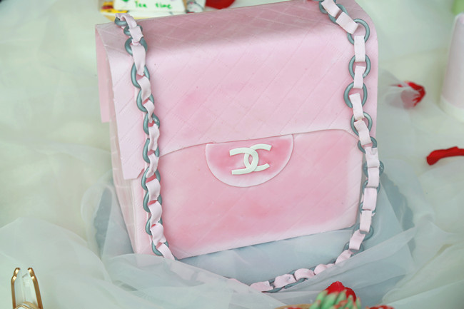 ����Ʒ���������ˣ��ҵ���ʦͬѧ�ǣ�