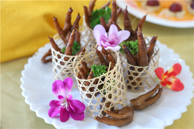 ���в���Ʒչ���ó��ռ�֤�ɳ�