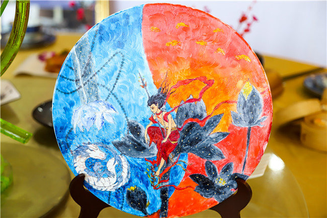 ������һ����ʢ���в�ʢ�����Ʒ����