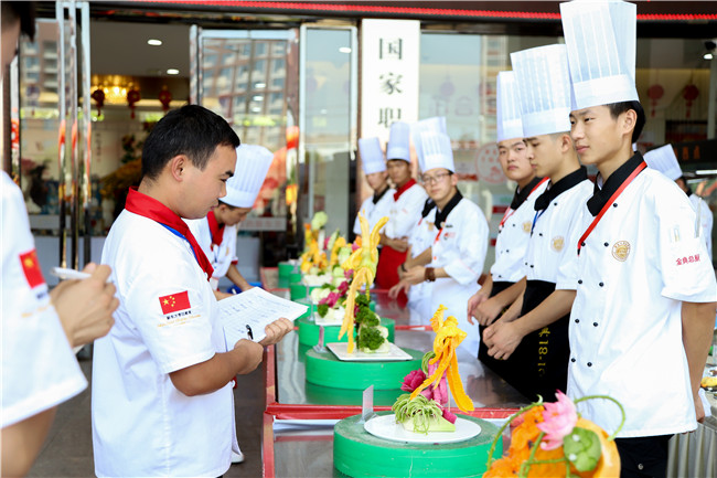 ��̴��ƴ������ʱ��չ�������ļ����ˣ�