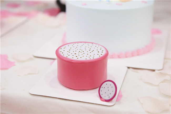 ������Ʒչ|���ǵĳɳ�����ӡ��ÿһ����Ʒ��