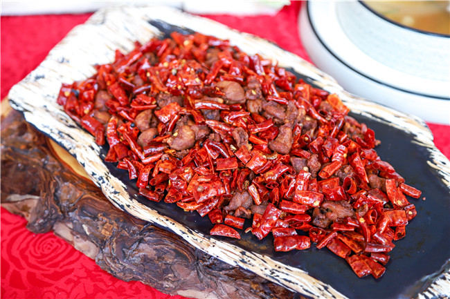 �͸���ʦ�ǵ�һ���������лʦ�硱������ϯչ��������