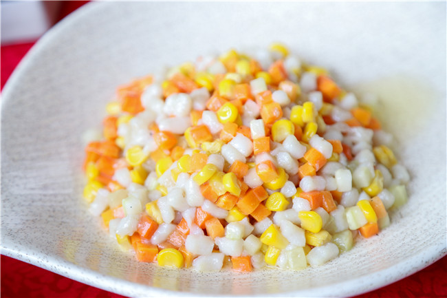 �͸���ʦ�ǵ�һ���������лʦ�硱������ϯչ��������