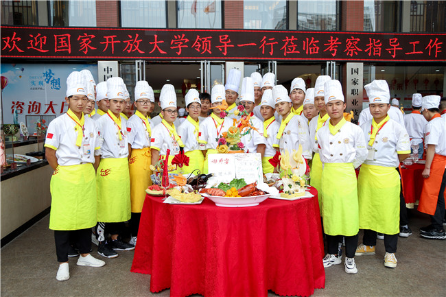 ��лʦ�硱չ̨½����Ϯ��Ϊ��Щ��Ʒ��call�ɣ�