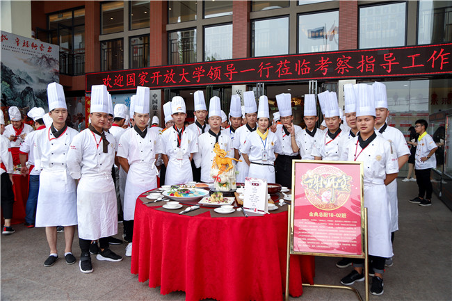 ��лʦ�硱չ̨½����Ϯ��Ϊ��Щ��Ʒ��call�ɣ�