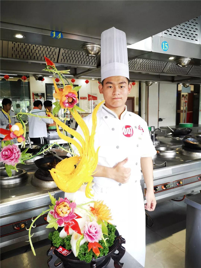 Ϊ����᳹��ʵ���й��Ϸ���ί���Ϸ����������������ƽ���ʱ����ҵ���˶��齨��ĸ��ʵʩ���������֯������ְ������Ͷ������