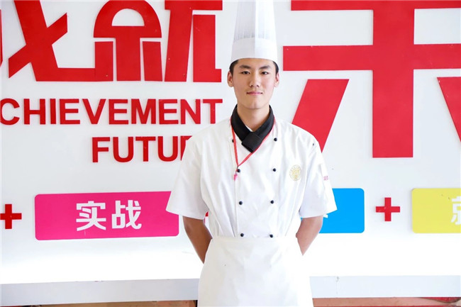 ���������¡��Ӹ��ൽ���գ���λ17������Ϊ����ƴ��ȫ����