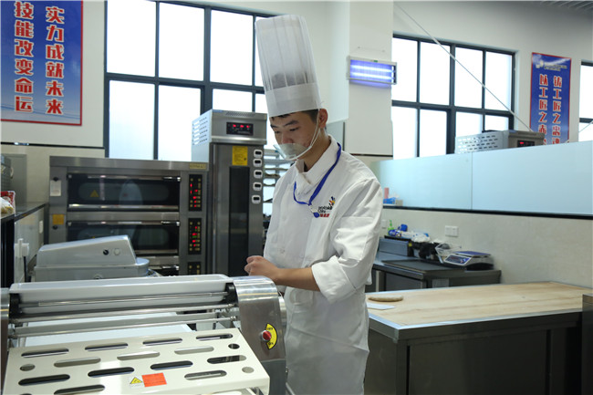 ��ս����,���ͽ���,����һֱ��·�ϣ�