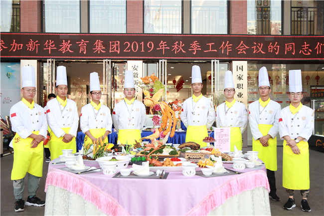 ��Ʒչ|���ǿ���������θ�ڴ󿪵��в���ϯ��