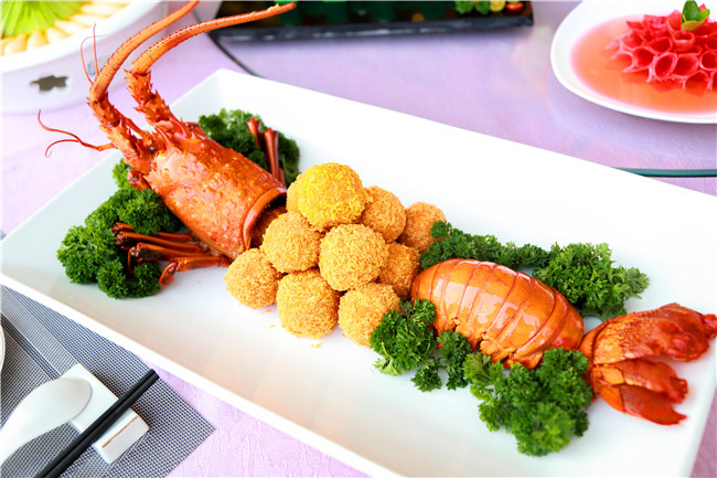 ��Ʒչ|���ǿ���������θ�ڴ󿪵��в���ϯ��