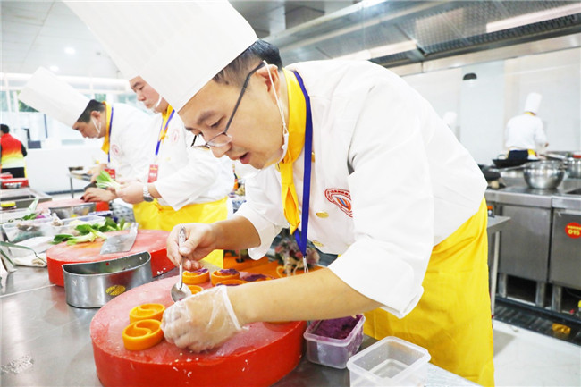 �����й���2019�ꡰ�¶�������ȫ����ʦ���ܴ�����ܾ�������սĻ