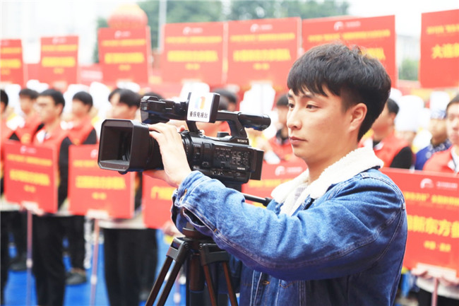 �����й���2019�ꡰ�¶�������ȫ����ʦ���ܴ�����ܾ�������սĻ