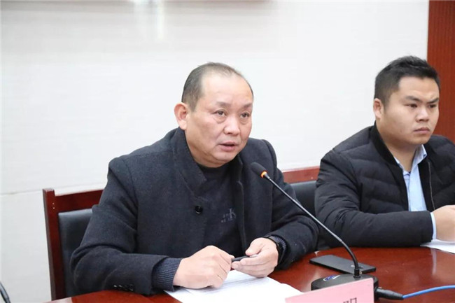 ʳƷ��ȫ����Ա��ѵ������ʽ����У¡�ؾ��У�