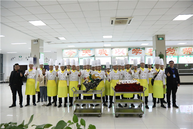 ȫ������ԺУѧ����ҵ���´�������Բ����Ļ��