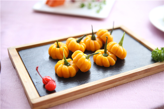 �����¶���˫ʮ����ʳ���껪��ѧ���˳�������