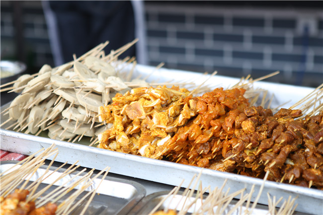 �����¶���˫ʮ����ʳ���껪��ѧ���˳�������