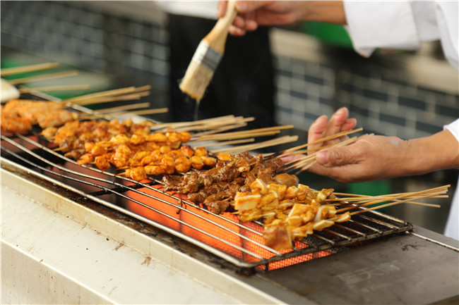 �����¶���˫ʮ����ʳ���껪��ѧ���˳�������