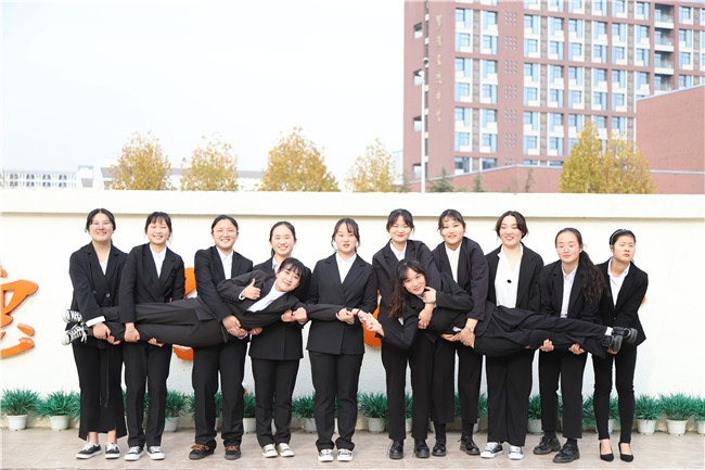 ��ҵ�����ഺ���ã����Ƿܶ���Ϣ��