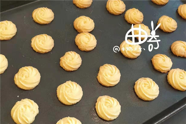 ��ѧ�ӹ��¡������磺��ϧ����ѧϰʱ�⣬���Ź���ǰ��