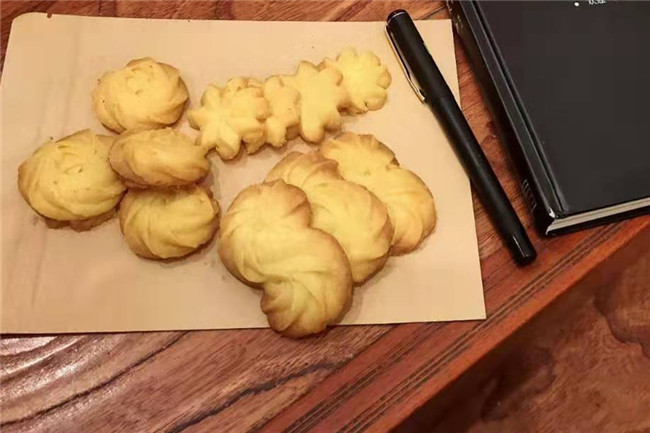 ��ѧ�ӹ��¡������磺��ϧ����ѧϰʱ�⣬���Ź���ǰ��